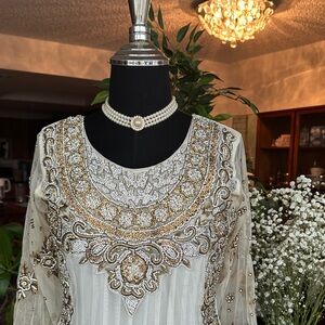 Pearl and Gold Choker Necklace with Matching Earrings Set